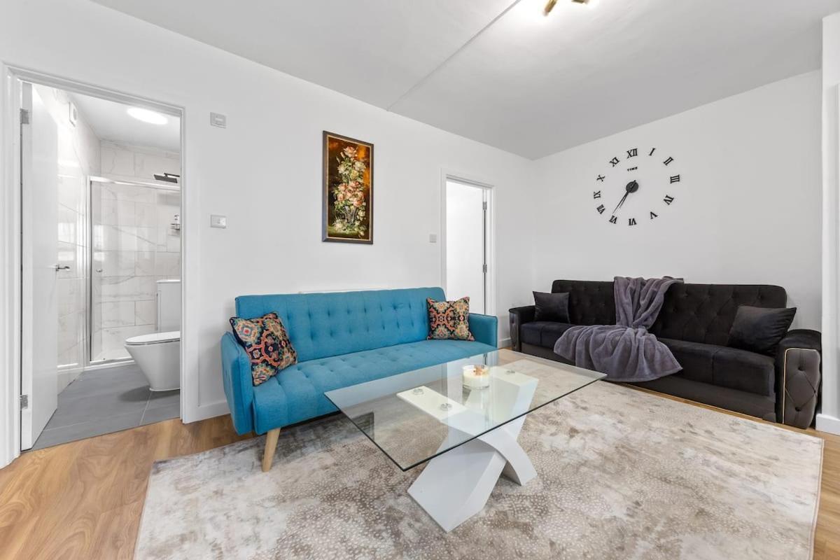 *brand New 1 Bedroom Flat In London*